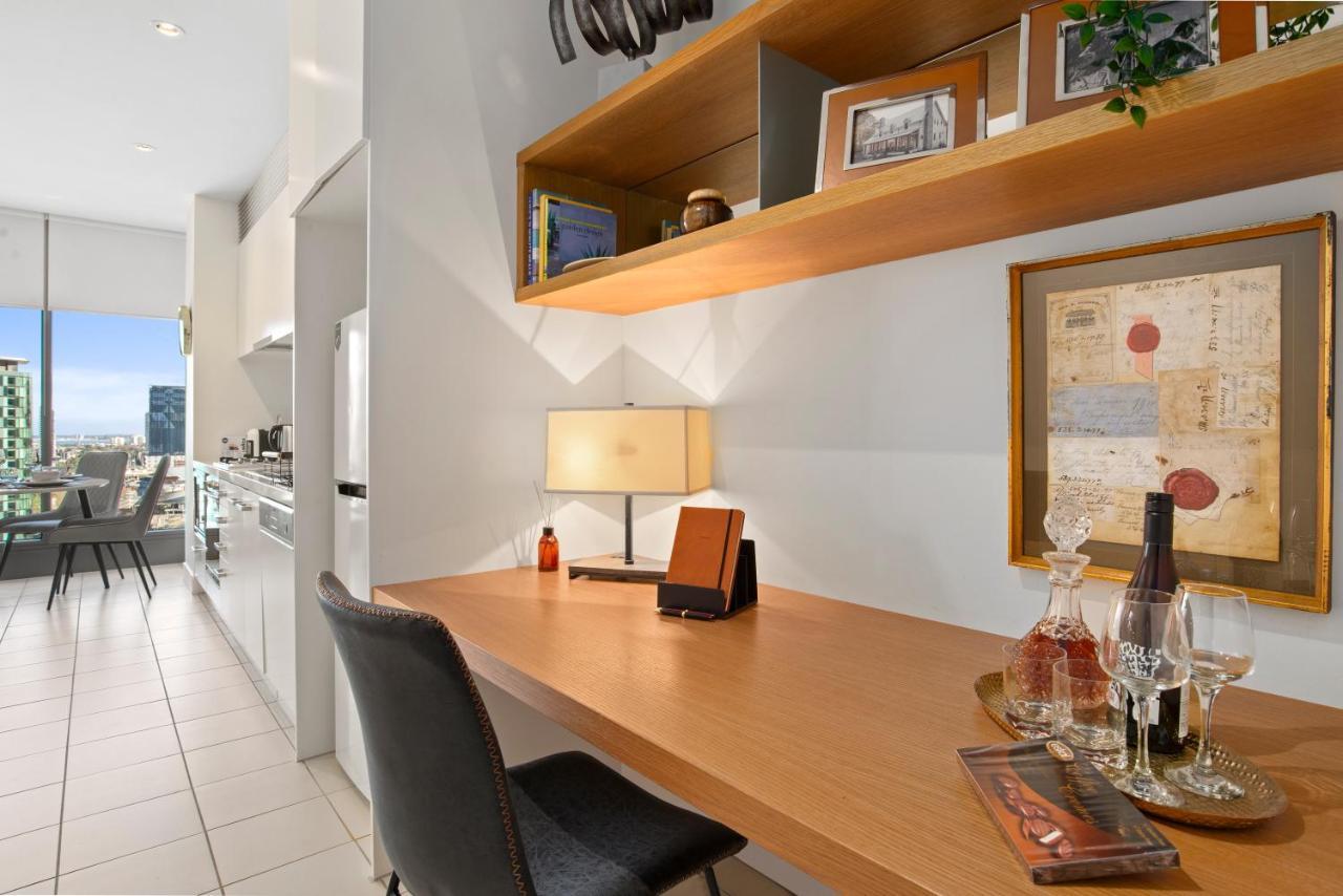 Sophisticated Designer Condo W River & City Views Melbourne Esterno foto